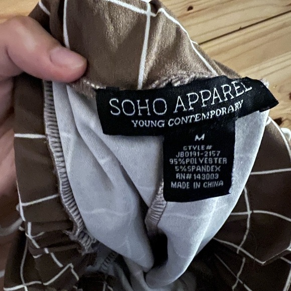 Chic Brown Grid Pattern Pants - Picture 2 of 3